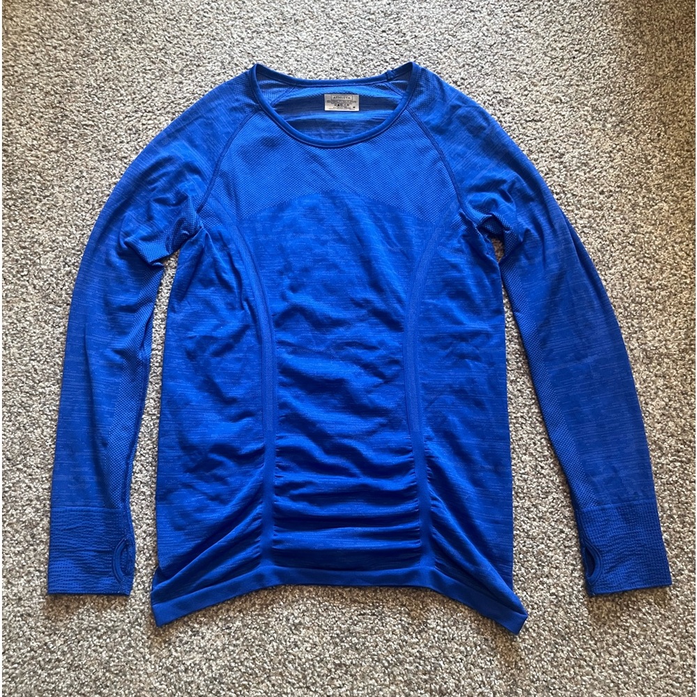 Athleta shirt